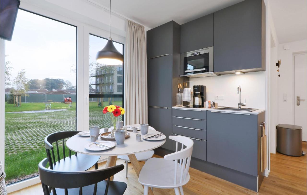 Gorgeous Apartment In Lembruch-Duemmer See Esterno foto