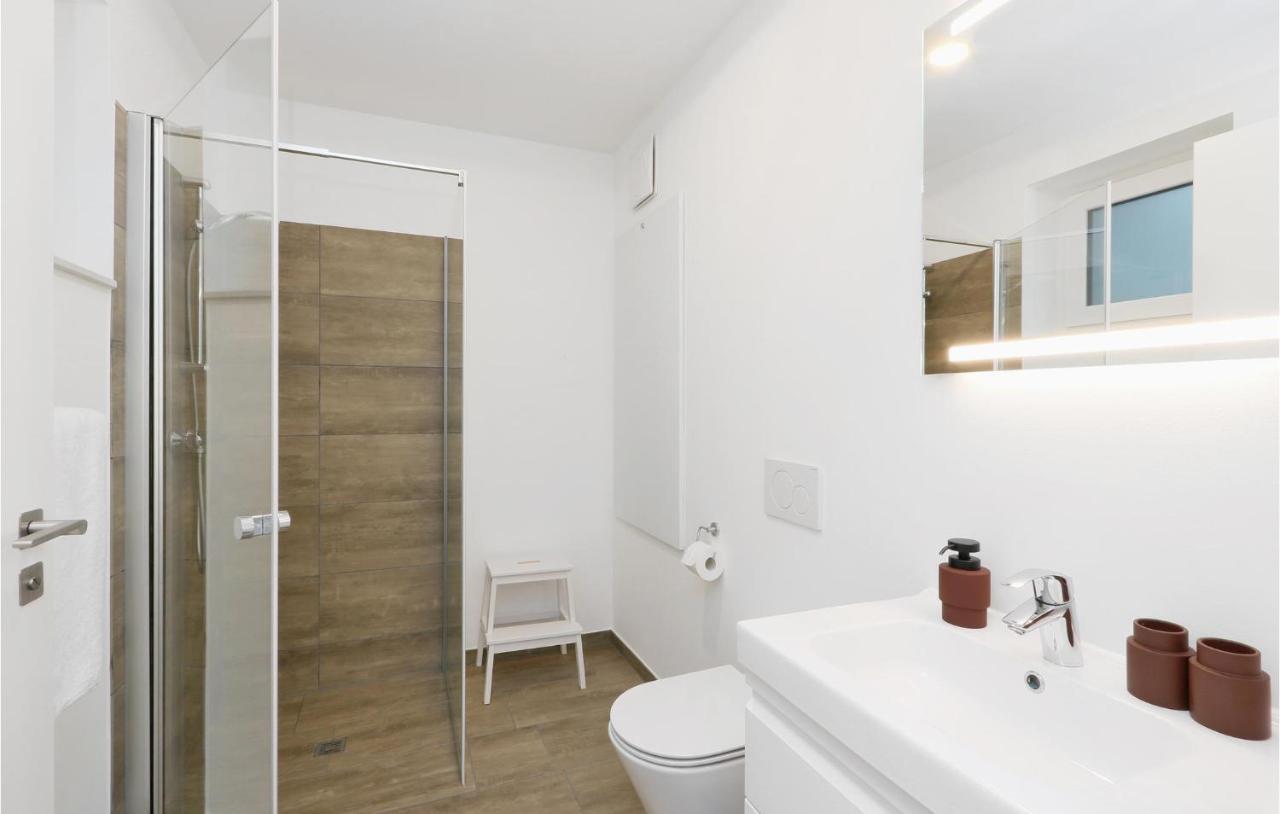 Gorgeous Apartment In Lembruch-Duemmer See Esterno foto