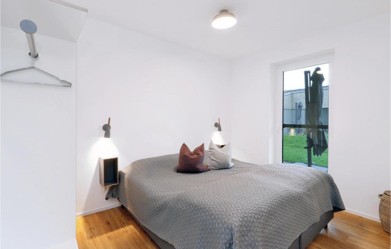 Gorgeous Apartment In Lembruch-Duemmer See Esterno foto